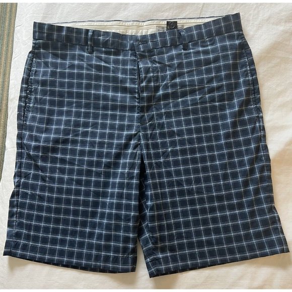 GREG NORMAN 38" Flat Blue Plaid Polyester Blend Golf Shorts 4 pockets Summer - Picture 1 of 9